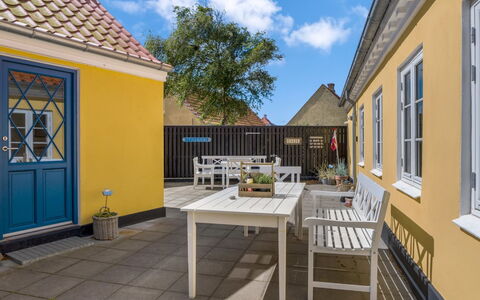 Rami - 250M from the Sea: Biens, Ombre, Allée, Ferme