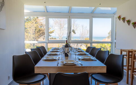La Maison du Phare: Zone Résidentielle, Arbuste, Maison, Jardin, Domicile, Lot Terre, Toit, Ombre, Pelouse