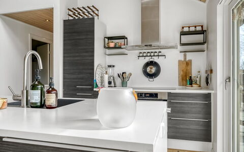 Kato - from the Sea: Cuisine, Comptoir, Appareil De Cuisine, Design Intérieur, Électroménager, Cabinetry, Meubles, Sol, Domicile, Principaux Appliance