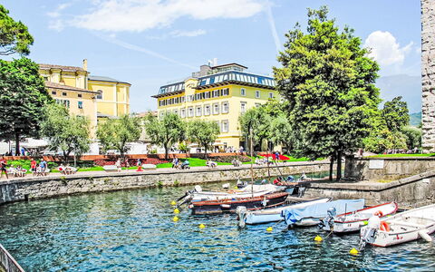 Dro 100: L'Eau, Plan D'Eau, Ville, Voie Navigable, Été, Ville, Banque, Canal, Cours D'Eau, Lac