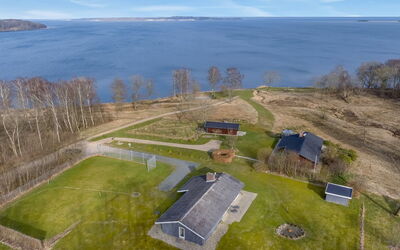 Tosti - 180M to the Fjord