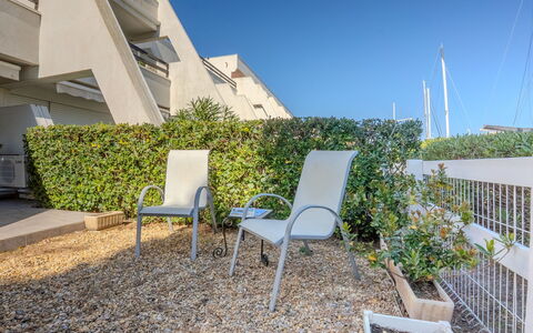 Les Rivages D'Ulysse: Design Urbain, Ombre, Balcon