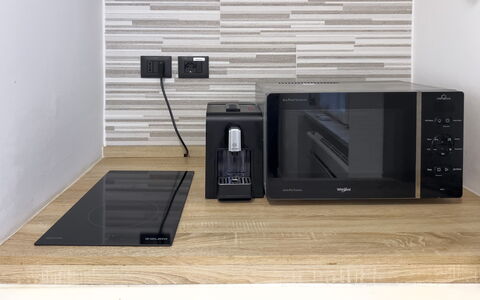 Casa Nina Seconda - Sanremo: Appareil De Cuisine, Appareil Électronique, Électroménager, Design Intérieur, Cuisine, Comptoir, Cabinetry, Pièce, Principaux Appliance, Petit Appareil