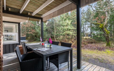 Poul - 1.9Km from the Sea: Chalet, Cabanon, Cabane, Ferme, Prairie, Cabane, Grange, Cabane En Rondins, Batiments Jardin