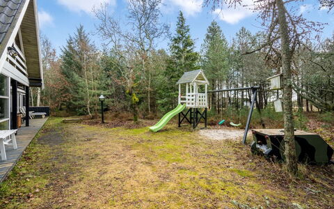 Poul - 1.9Km from the Sea: Chalet, Cabanon, Cabane, Ferme, Prairie, Cabane, Grange, Cabane En Rondins, Batiments Jardin