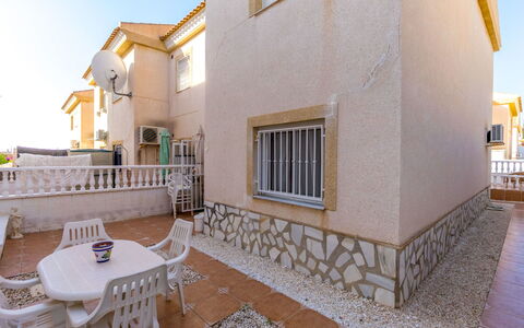 Residencia del Mar Ii: Zone Résidentielle, Domicile, Appartement, Balcon, Balustrade, Clôture, Balustre, Allée, Plâtre, Tuile