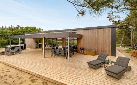 Øthger - 1.3Km from the Sea: Maison, Toit, Domicile, Chalet, Cabanon, Batiments Jardin, Siding, Cour, Cabane En Rondins, Cabane