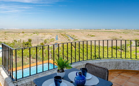 Los Delfines: Appartement, Meubles, Zone Résidentielle, Balcon, Condominium, Chaise, Ombre, Recours, Côte, Hôtel