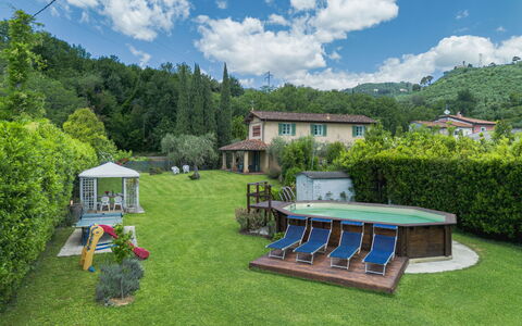 Il Casale: Arbuste, Jardin, Pelouse, Couverture De Sol, Piscine, Aménagement Paysager, Cour, Eco Hôtel, Ferme, Arrière-Cour