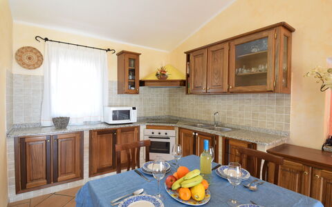 Belvedere Apartment Ac, Budoni: Meubles, Design Intérieur, Bois, Cuisine, Cabinetry, Comptoir, Sol, Plafond, Pièce, Éclairage