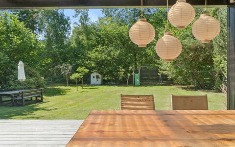 Tatyana - 1.6Km from the Sea: Biens, Ombre, Allée, Ferme
