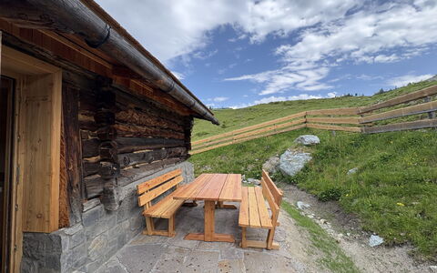 Forstau 100: Bois, Paysage, Lot Terre, Zone Rurale, Pente, Planche, Est Tombée, Lumber, Cabane En Rondins, Cabane