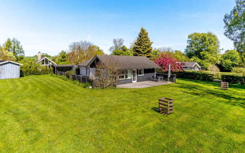 Prohor - 150M from the Sea: Domicile, Chalet, Siding, Dur, Ombre, Planche, Conception, Biens, Porche, Plate-Forme