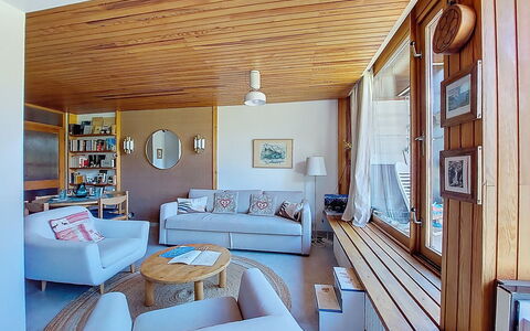 Résidence les Tines: Piscine, Composite, Appartement, Condominium, Villa, Aménagement Paysager, Recours, Hôtel, Balcon, Eco Hôtel