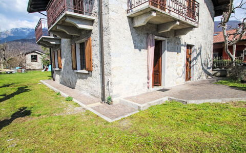 Dante: Piscine, Composite, Appartement, Condominium, Villa, Aménagement Paysager, Recours, Hôtel, Balcon, Eco Hôtel