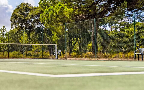 Apartamento Natura Bliss – R C: -Link Escrime Chain, Court De Tennis, Engrener, Escrime Wire, Net, Tennis, Ombre, Clôture