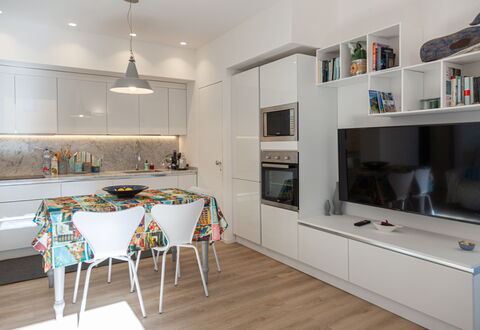 La Casa Dei Mandarini: Meubles, Design Intérieur, Cuisine, Sol, Mur, Appareil De Cuisine, Comptoir, Cabinetry, Bois, Plafond