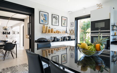 Espérance: Appartement, Ombre, Condominium, Mobilier De Jardin, Ville Resort, Recours