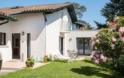 Espérance: Appartement, Ombre, Condominium, Mobilier De Jardin, Ville Resort, Recours