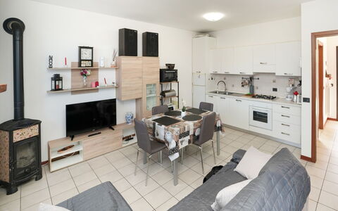 Casa Rigo: Meubles, Design Intérieur, Sol, Sol, Bois, Plafond, Pièce, Cuisine, Chaise, Éclairage