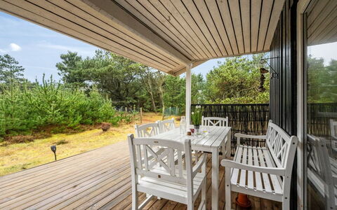 Brodde - 300M from the Sea: Bleu, Piscine, Meubles, Mobilier De Jardin, Recours, Chaise, Ombre, Eco Hôtel, Pot De Fleur