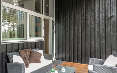 Nanni - from the Sea: Bois, Domicile, Porche, Plate-Forme, Dur, Toit, Tache De Bois, Parquet, Eco Hôtel