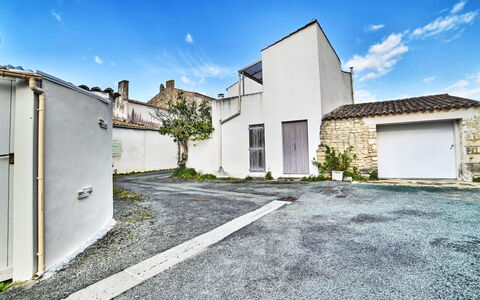 Cheray 1: Chaîne De Montagnes, Côte, Balcon, Eco Hôtel, Recours, Ville Resort, Hôtel, Crête, Du Son
