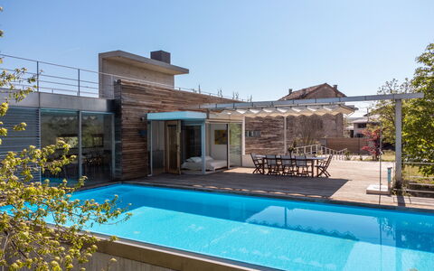Stordita: Piscine, Composite, Recours, Mobilier De Jardin, Ombre, Eco Hôtel, Loisir, Plate-Forme, Biens, Villa