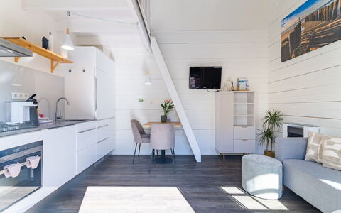 Residence Domburg: Bois, Sol, Meubles, Parquet, Sol, Design Intérieur, Dur, Appartement, Plafond, Salon