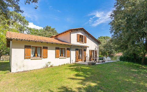 Les 2 Plages: Bâtiment, Maison, Domicile, Zone Résidentielle, Chalet, Toit, Zone Rurale, Porte, Lot Terre