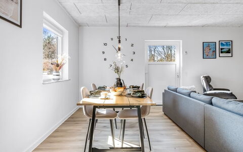 Calli: Bleu, Piscine, Meubles, Mobilier De Jardin, Recours, Chaise, Ombre, Eco Hôtel, Pot De Fleur