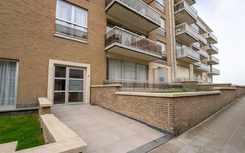 Cosy @ the Beach Studio with Pool: Appartement, Zone Résidentielle, Condominium, Balcon