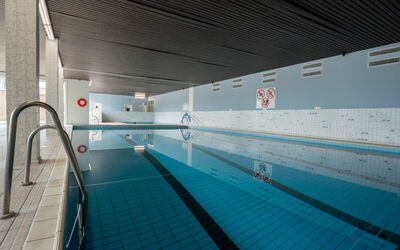 De Haan 140: Sol, Sol, Plafond, Piscine, Tuile, Daylighting