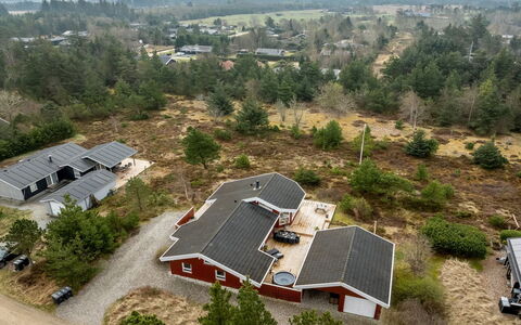 Gunborg - 2.5Km from the Sea: Zone Résidentielle, Maison, Paysage, Toit, Domicile, Photographie Aérienne, Chalet, Banlieue, Biens, Vue Du Ciel