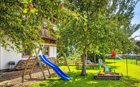 Saalfelden am Steinernen Meer 24: Pelouse, Chalet, Jardin, Cour, Arrière-Cour, Parc, Aménagement Paysager, Ferme, Équipement Extérieur Play, Eco Hôtel