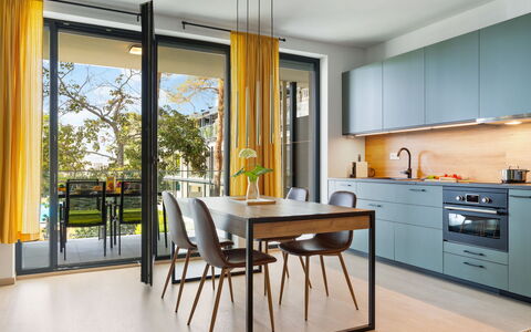 Marina Lelle: Meubles, Design Intérieur, Sol, Table Cuisine Et Salle A Manger, Chaise, Bois, Salle À Manger, Sol, Table, Éclairage