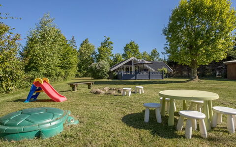 Ovine - 900M from the Sea: Chaîne De Montagnes, Vallée, Village De Montagne, Ville Resort