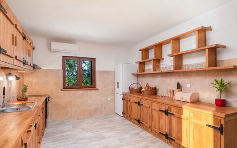 Perva: Bois, Design Intérieur, Sol, Cuisine, Cabinetry, Comptoir, Meubles, Sol, Plafond, Placard