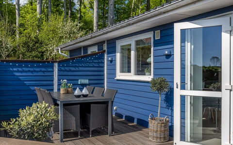 Jelke - 500M from the Sea: Maison, Toit, Domicile, Chalet, Biens, Ferme, Villa, Porche, Siding