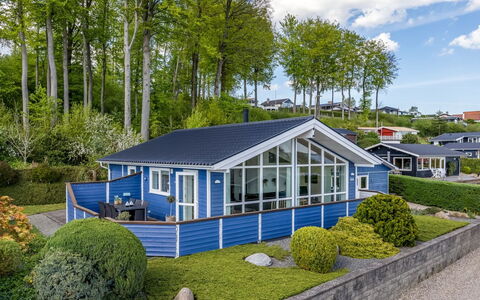 Jelke - 500M from the Sea: Maison, Toit, Domicile, Chalet, Biens, Ferme, Villa, Porche, Siding