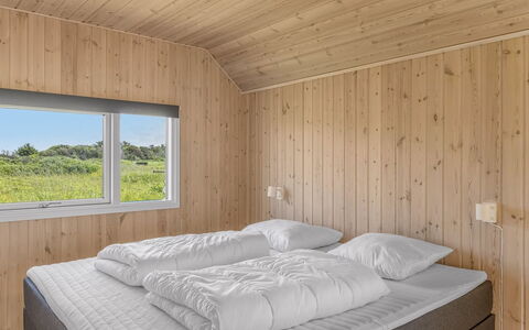 Tilje - 80M from the Sea: Bois, Chambre, Literie, Lit, Drap De Lit, Cadre De Lit, Plafond, Dur, Pièce, Planche