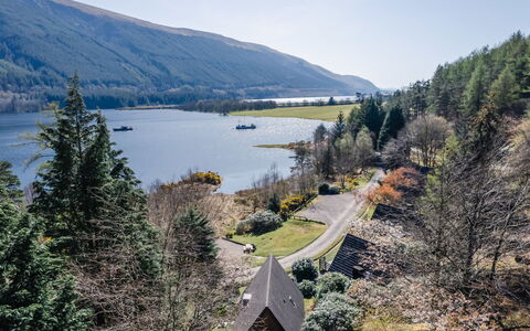 Sandpiper Lodge: Plan D'Eau, La Nature, Montagnes Relief, Paysage Naturel, Montagnes, Paysage, Montagne, Banque, Colline, Cours D'Eau