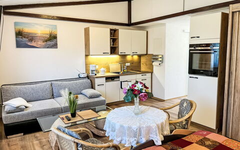 Hammel: Meubles, Design Intérieur, Canapé, Sol, Sol, Pièce, Bois, Plafond, Salon, Éclairage