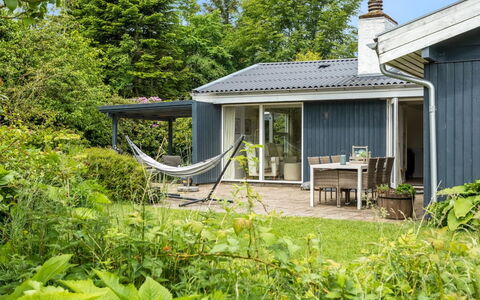 Vangel - 350M from the Sea: Herbe, Prairie, Lot Terre, Chalet, Zone Rurale, Prairie, Batiments Jardin, Jardin, Cabanon