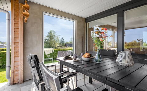 Fridoline - 450M from the Sea: Herbe, Prairie, Lot Terre, Chalet, Zone Rurale, Prairie, Batiments Jardin, Jardin, Cabanon