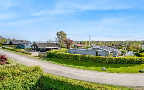 Fridoline - 450M from the Sea: Herbe, Prairie, Lot Terre, Chalet, Zone Rurale, Prairie, Batiments Jardin, Jardin, Cabanon