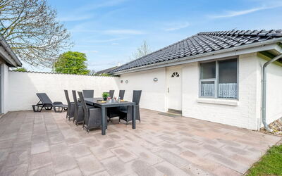 Christan - 350M from the Sea