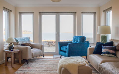 Solas Alainn: Zone Résidentielle, Domicile, Biens, Balcon, Clôture, Villa