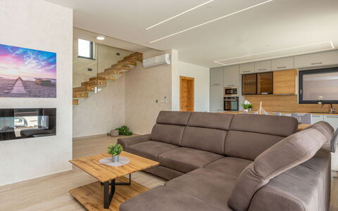 Lejla: Design Intérieur, Sol, Meubles, Sol, Bois, Canapé, Parquet, Plafond, Salon, Pièce