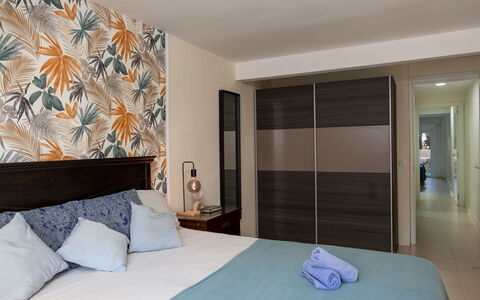 Carib Playa: Meubles, Design Intérieur, Sol, Sol, Bois, Pièce, Chambre, Lit, Textile, Plafond